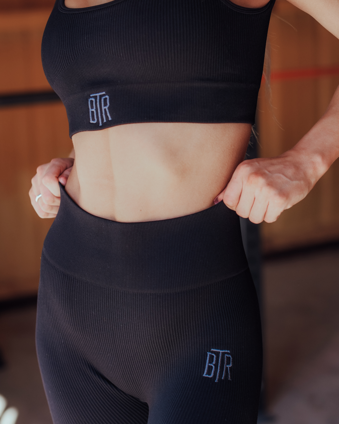 Women’s fitted ribbed set Blacktop Ranch performance crop top and leggings coordinated look