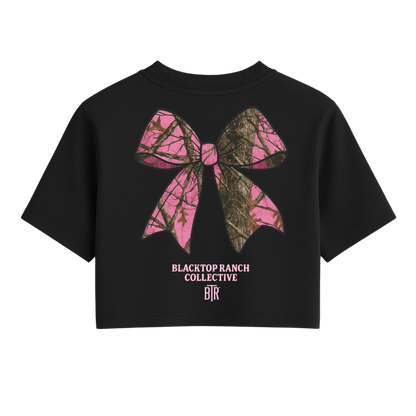 Hot Girls Hunt One Size Crop Tee