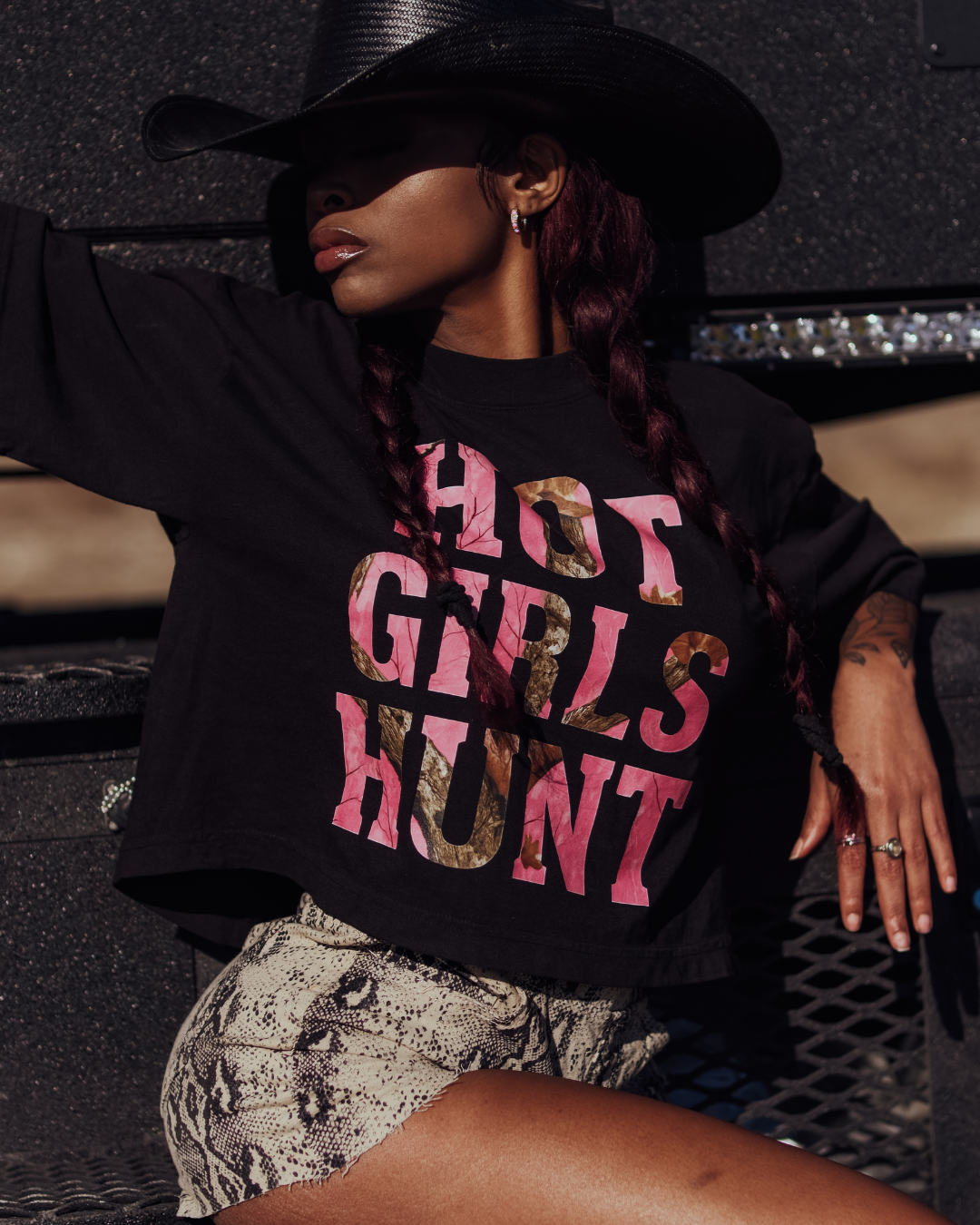 Blacktop Ranch cropped tee Hot Girls Hunt graphic women’s fashion streetwear shirt